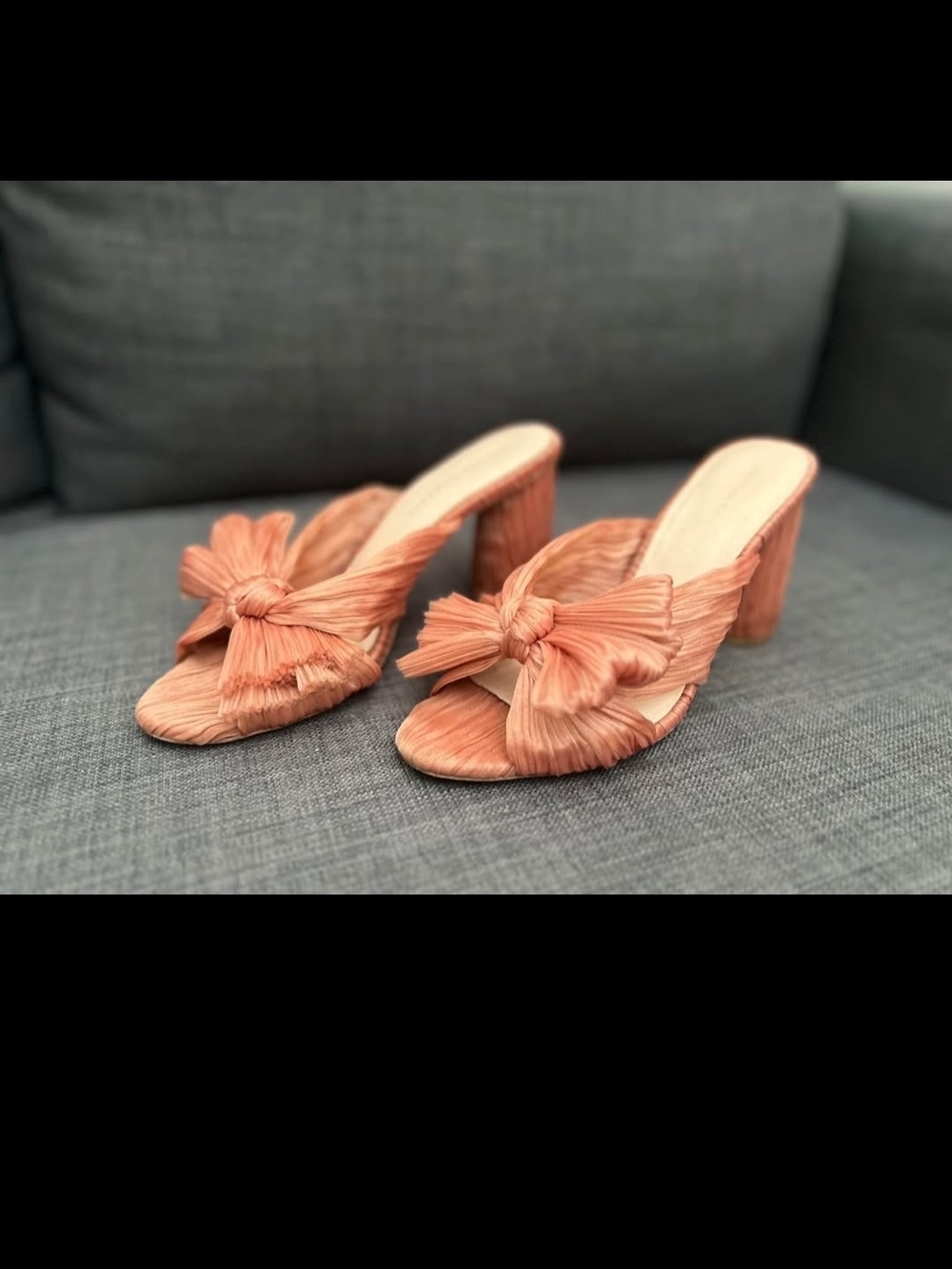 Loeffler Randall Pleated Knot Slide Sandals in Dusty PinkPenny Knotted Lamé Sand